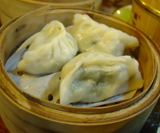 精美素餃子。外皮比較厚。