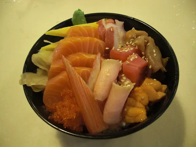 海膽魚生飯 yummy!!