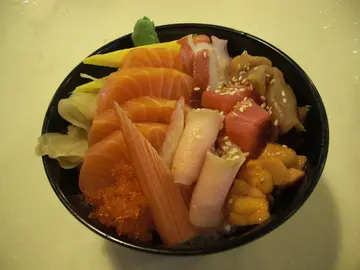 海胆鱼生饭 yummy!!