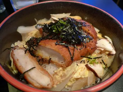 不算差的他人丼