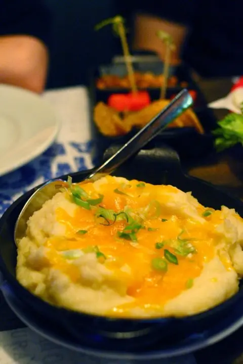 Cheddar mashed potatoes - ok