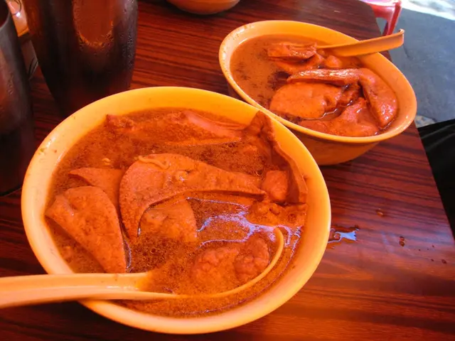 豬潤牛肉麵