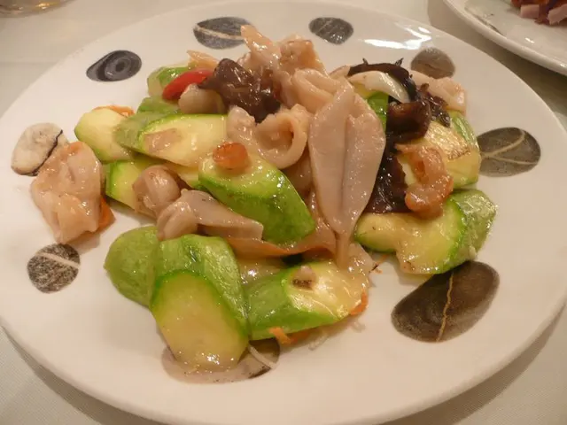 翠玉瓜炒蚌