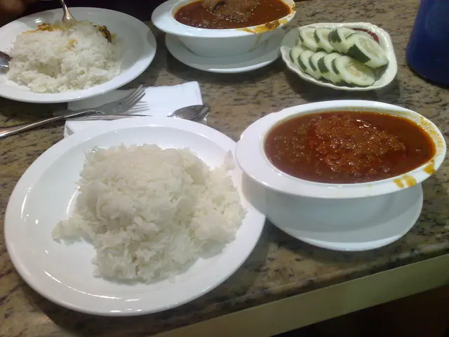 好特別,好好好好味既咖哩 (你睇…下面個兜中辣紅幾多…)