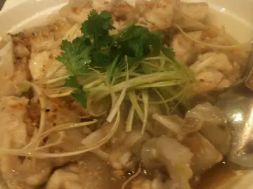 金銀蒜蒸龍躉頭腩