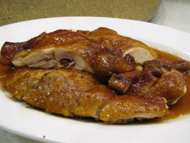 豉油雞好香，d雞肉好滑。