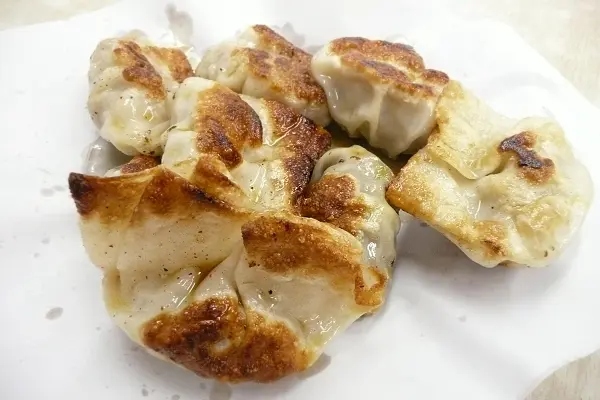 煎餃, 比較油一點