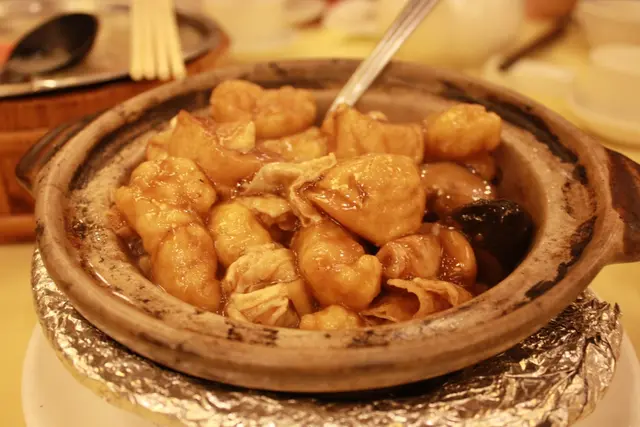 枝竹豆腐斑腩煲