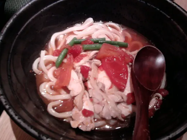 鮮茄雞肉udon