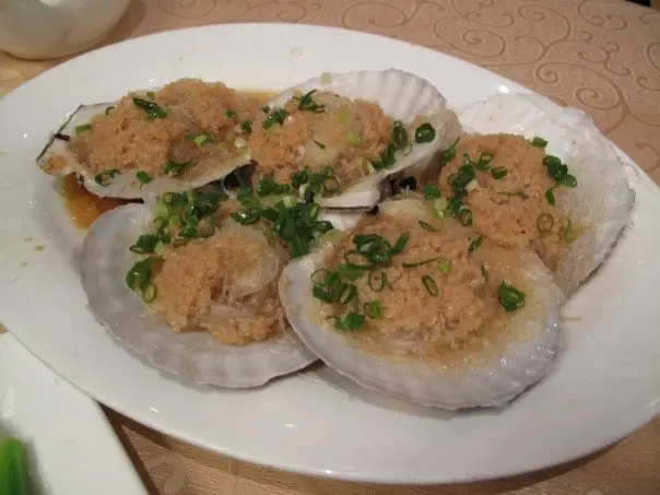 蒜蓉粉絲蒸扇貝