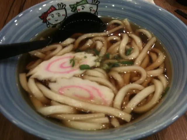 烏冬同湯底都唔錯既