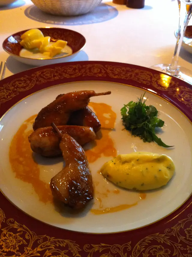 焦糖 鵪鶉饟鵝肝