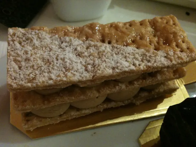HAZELNUT NAPOLEON