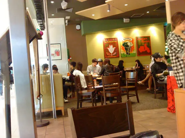 鄰近座位來拍攝starbucks環境