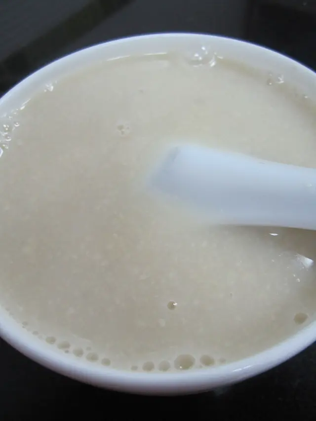 腐竹煲得很化,但還是可以看到有細細的腐竹碎