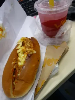 $19熱狗送飲品