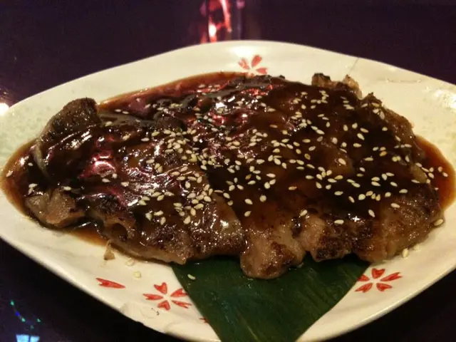 網燒西冷牛扒 好似$38定$32一碟