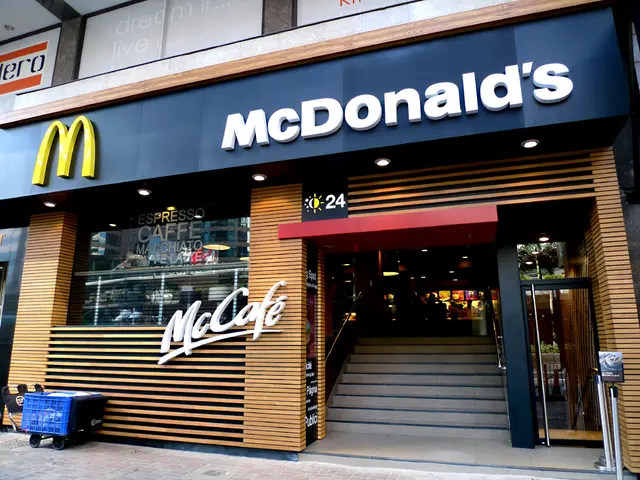 McDonald's (Chuang's Tower) - American Hamburger Fast Food in