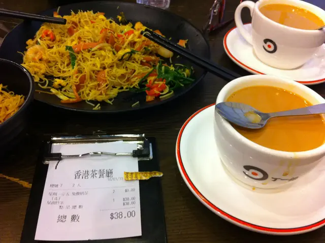 奶茶配星洲炒米