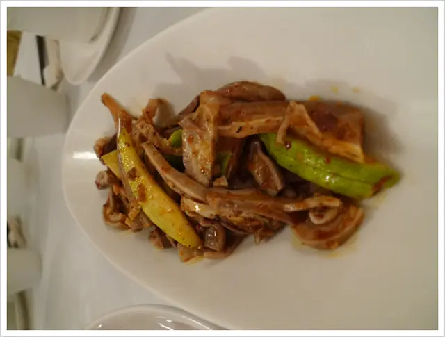 麻辣豬肚絲豬耳番石榴