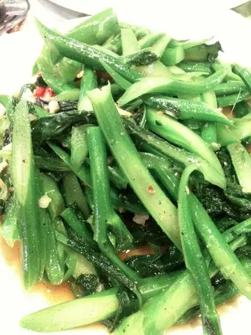 Fried kale shoot w/salted fish ($62)