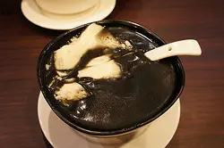 黑芝麻豆腐花