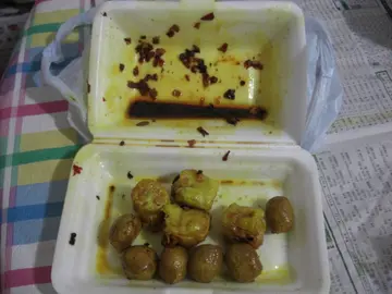 好多籽..食左一半先記得影..XD