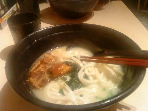 豬軟骨湯烏冬(豬骨湯底) - 烏冬有嚼勁