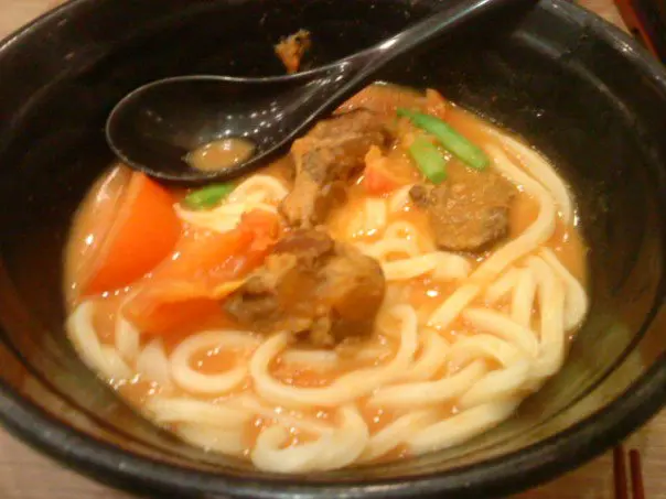 蕃茄豬軟骨湯烏冬 - 蕃茄味濃, 正!