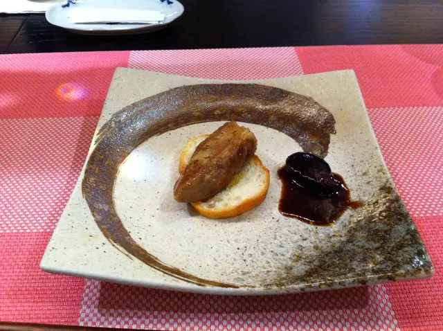 鵝肝配無花果汁