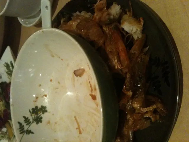 成碟都係都無人換