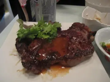 差差差...牛扒=鞋底硬