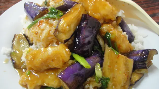 茄子斑腩飯