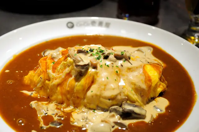 鮮菇忌廉奄列咖哩飯