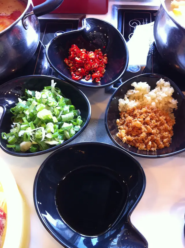 無限次的攞蒜頭, 蔥, 醬料