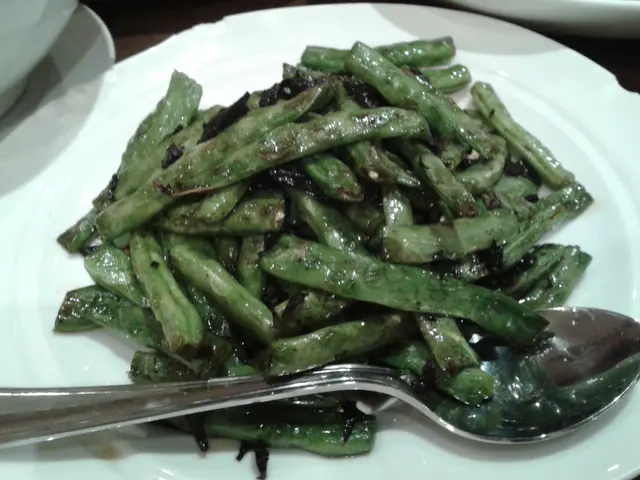 干巴菌爆炒四季豆