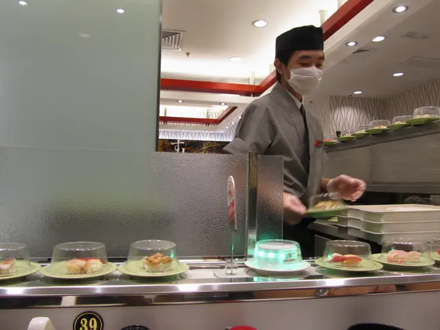 多數拿他放出來的