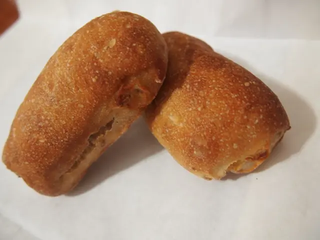 apricot mini roll