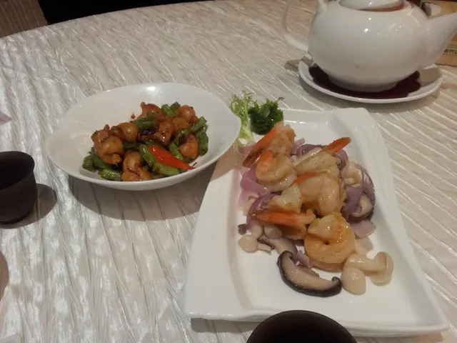 一食就知唔係新鮮貨, 但係又幾好味喎!吹脹!