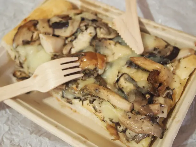 mushroom & cheese bread $36