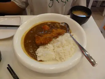 咖喱豬扒飯