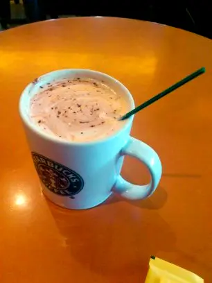 拖肥果仁鮮奶咖啡