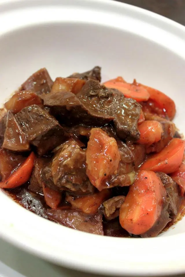 紅酒燴牛脷