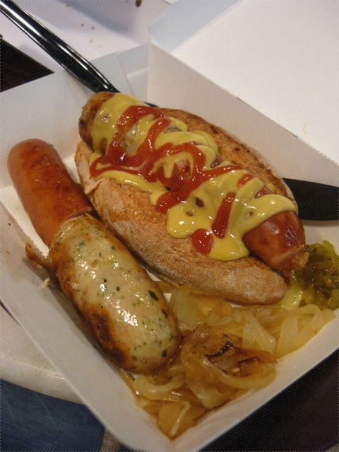 德式热狗 downtown hot dog in tsuen wan