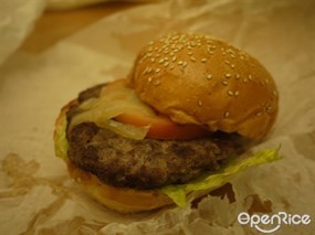 Beef burger - Absolute Burger in Causeway Bay 