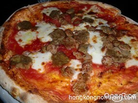 Carne triplo pizza - An-Tico Enoteca • Pizzeria in Tsim Sha Tsui 