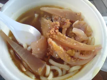 鱿鱼鸡翼乌冬
