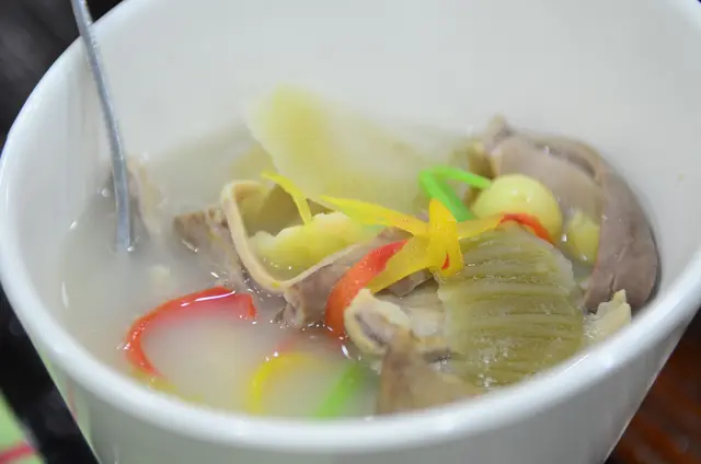 醒胃味菜豬肚湯