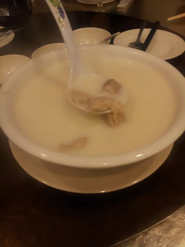 海底椰杏汁玉肺湯