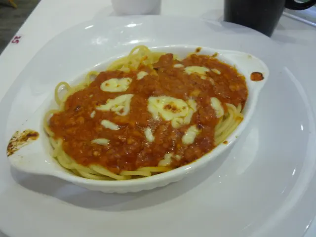 不過不失的肉醬意粉